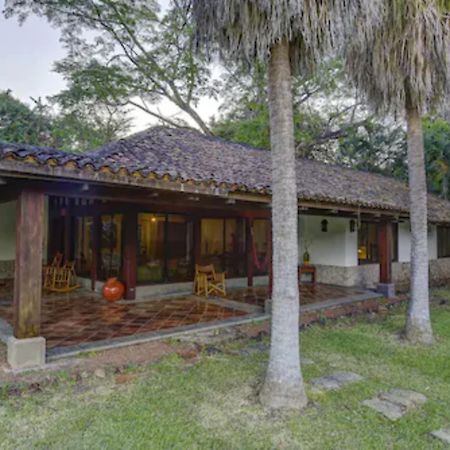 Hacienda La Pacifica Eco-Lodge Cañas Buitenkant foto