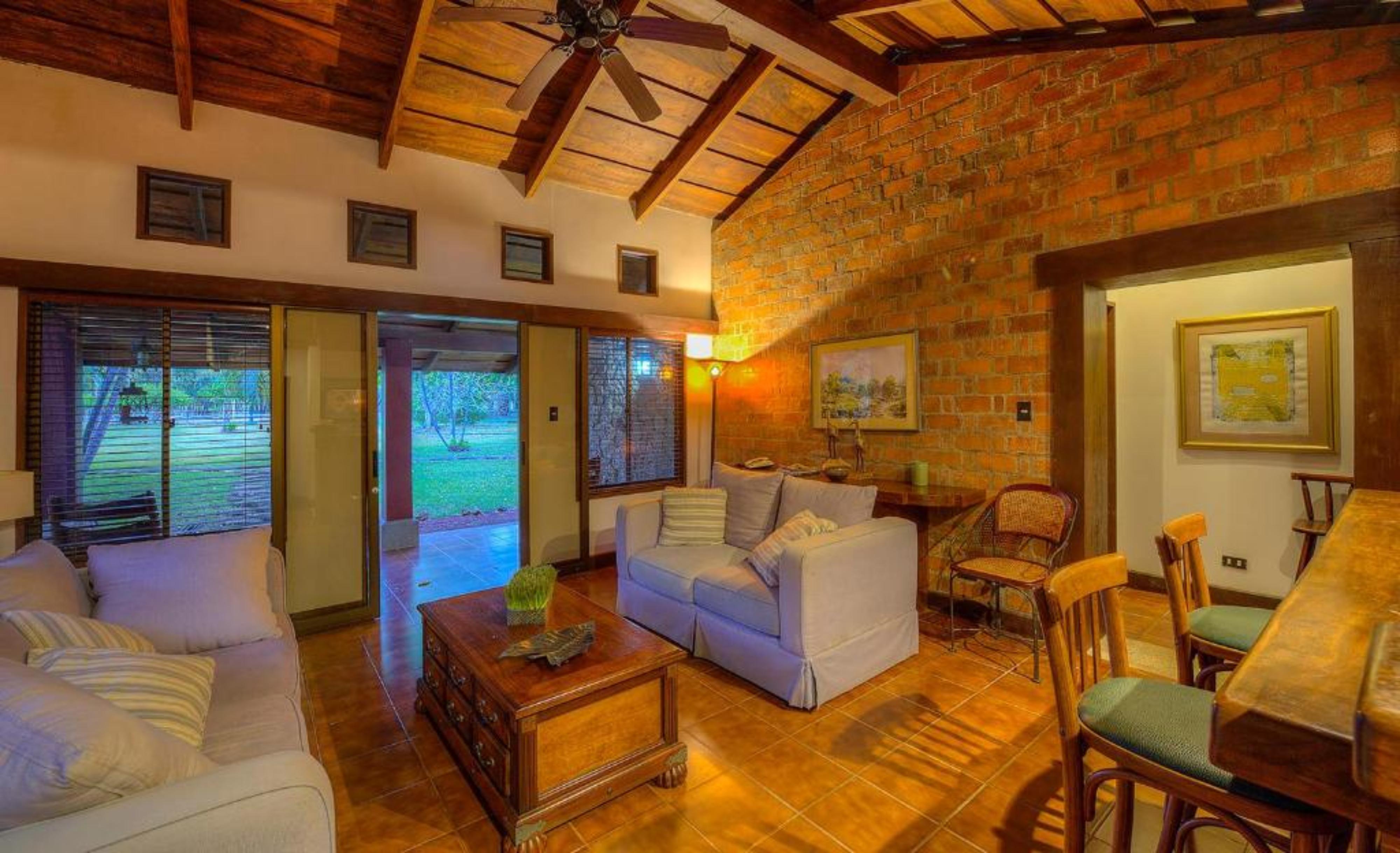 Hacienda La Pacifica Eco-Lodge Cañas Buitenkant foto