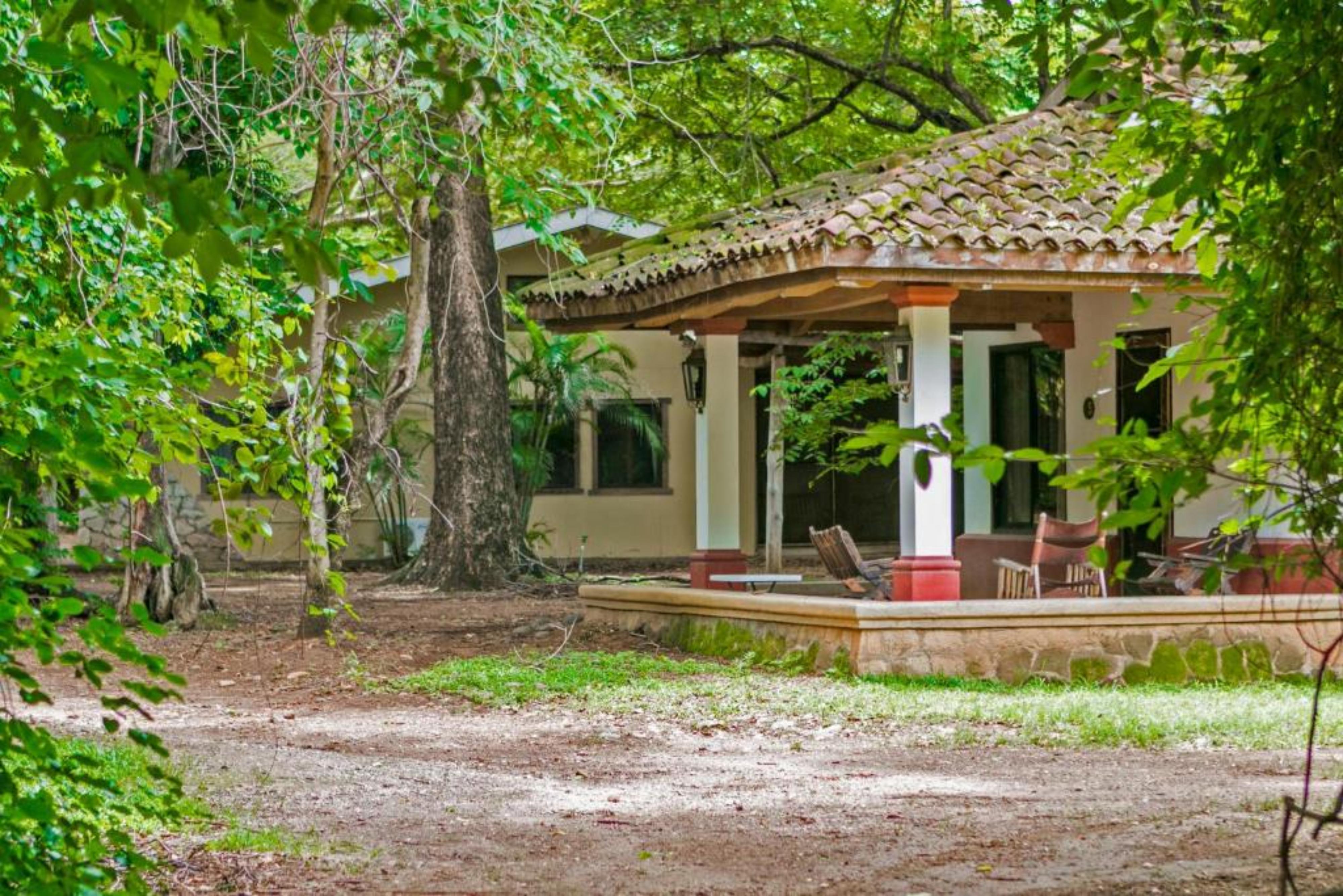 Hacienda La Pacifica Eco-Lodge Cañas Buitenkant foto